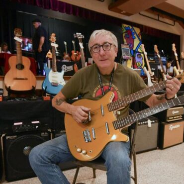 Mid Atlantic Guitar Show hits a sweet chord in Rehoboth