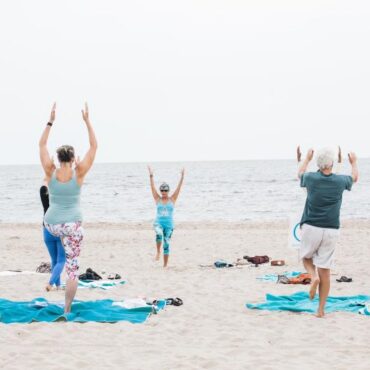 Beach and park yoga classes start May 25 in Rehoboth and Lewes