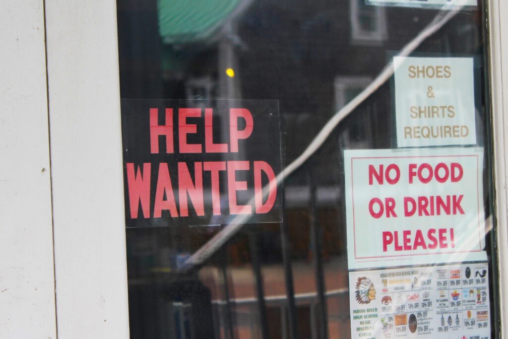Delaware unemployment falls with national average