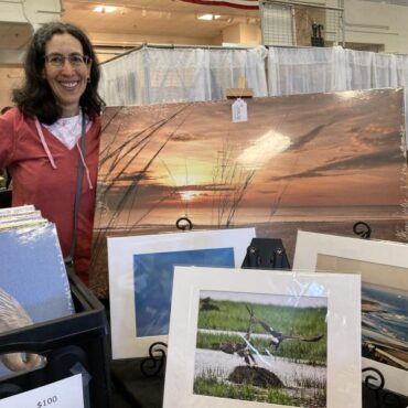Photographer Marian Dowling to appear at artisans fair May 25