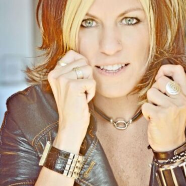 Christine Havrilla and Vinyl Shockley shows set June 1-2