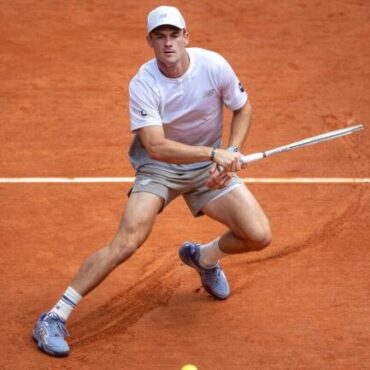 Tommy Paul becomes first American man to reach French Open quarterfinal since Andre Agassi in 2003