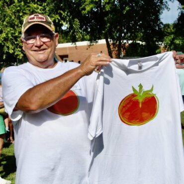 Historic Lewes Farmers Market’s Tomato Festival set Aug. 2