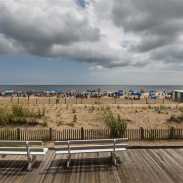 Tourist season success mixes with slight decline