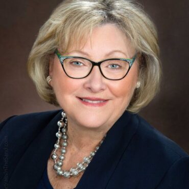 Coastal Concerts executive director to step down in 2026