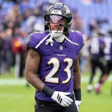 Jaire Alexander trade: Eagles pick up veteran DB in swap with Ravens