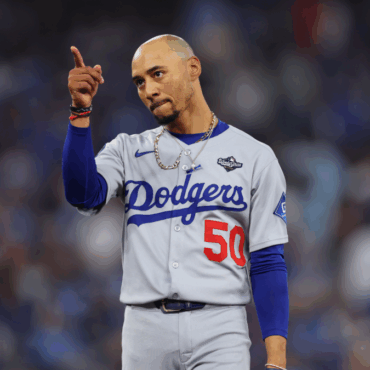 Mookie Betts’ big Dodgers Game 6 moment forces a World Series Game 7 vs. Blue Jays