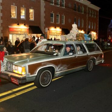 Lewes Christmas Parade to spread yuletide cheer Dec. 6
