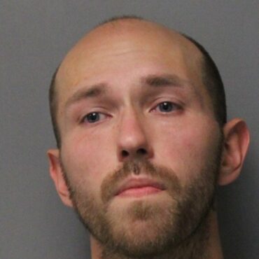 Milton man charged in Valero robbery