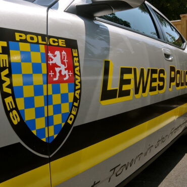 Juvenile injured in Jefferson Apartments shooting