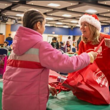 Kind to Kids Foundation hosts holiday celebration for 100 foster children