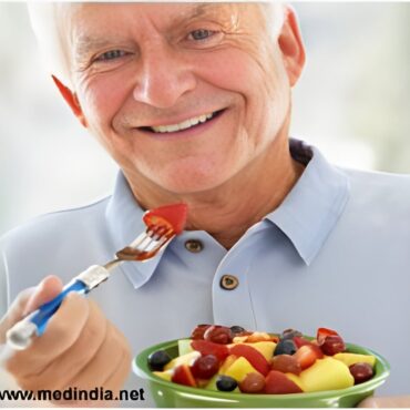 Cutting Ultra-Processed Foods Boosts Metabolism in Older Adults