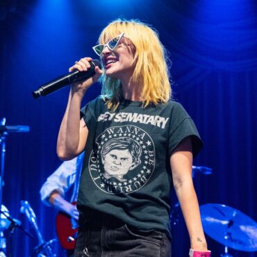 Listen to Hayley Williams’ New Project, Power Snatch