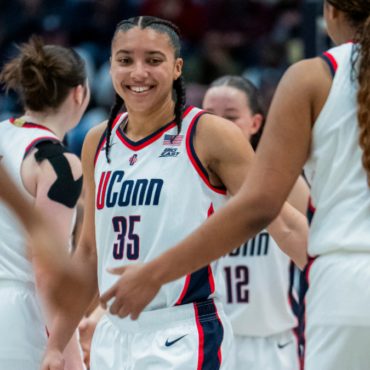 Winners and losers from women’s hoops ‘Super Sunday’: UConn stays perfect, big wins for Texas and Michigan