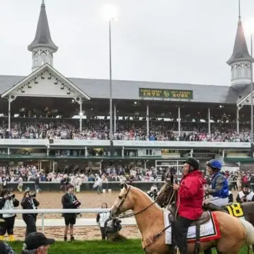 2026 Kentucky Derby predictions, odds, contenders: Picks by the expert who cashed 22 of 39 Triple Crown races