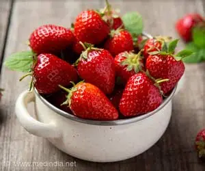 How to Keep Strawberries Fresh Without Refrigeration?